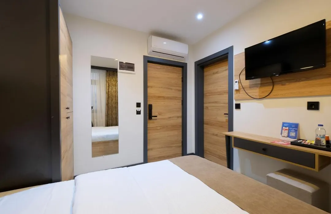 Sirius Hotel Deluxe-1